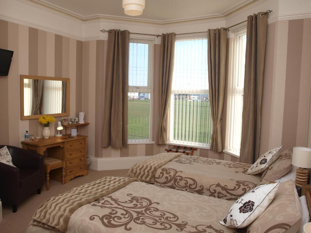 Ty-Parc Hotel Cardigan Værelse billede